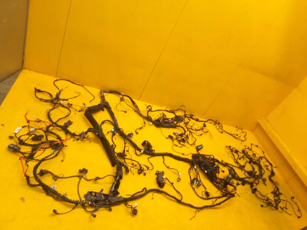 фото №1, Audi a4 b9 allroad джгут електропроводка салону перед