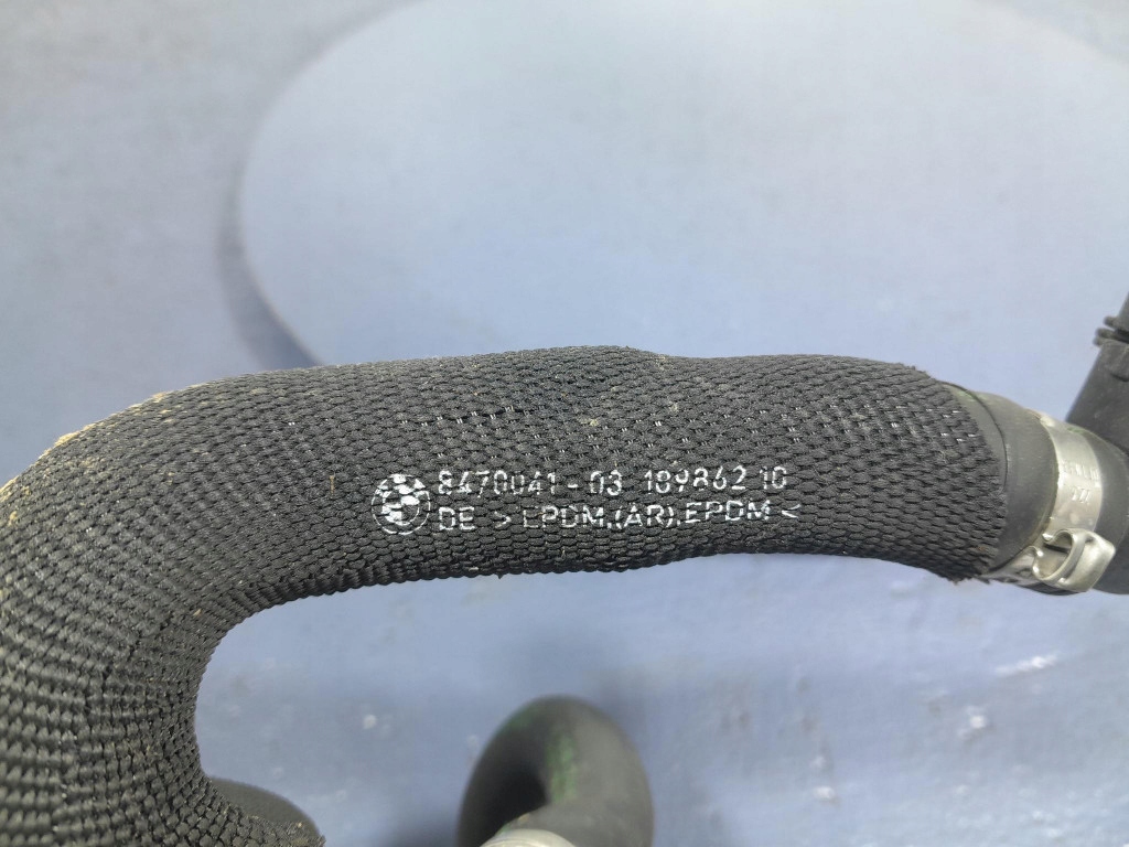 Bmw x5 g05 lci 3.0d 340 km провода трубки воды 8470041 Оригинал