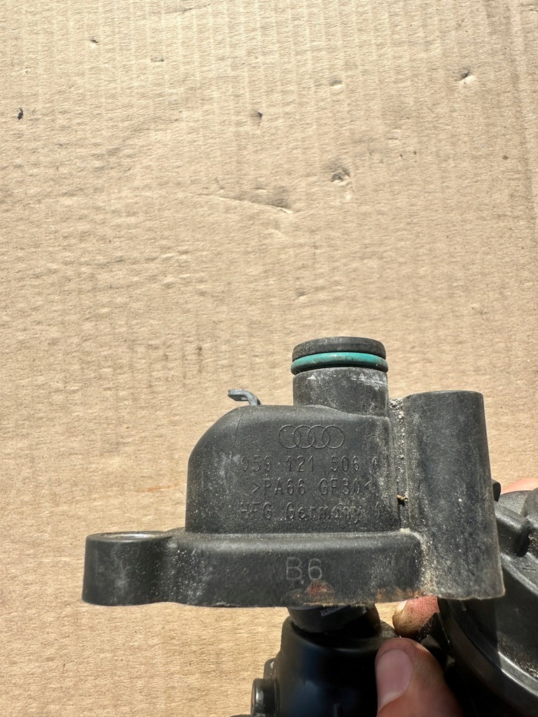 фото №2, Audi a6 c7 трубка wody 059121506c.....