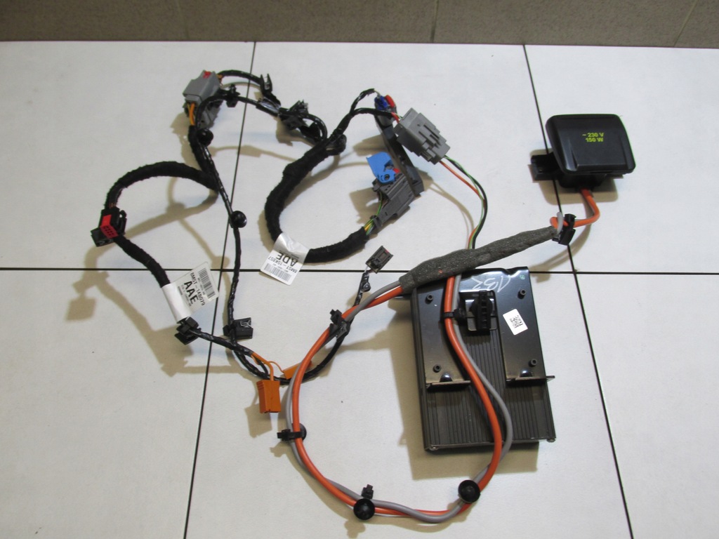 фото №1, Преобразователь 220v жгут kuga mk1 2008 -2012