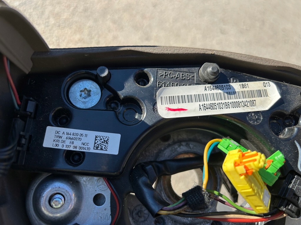 фото №6, Mercedes w164 w251 gl x164 повітропровід коричневий ładne кнопки