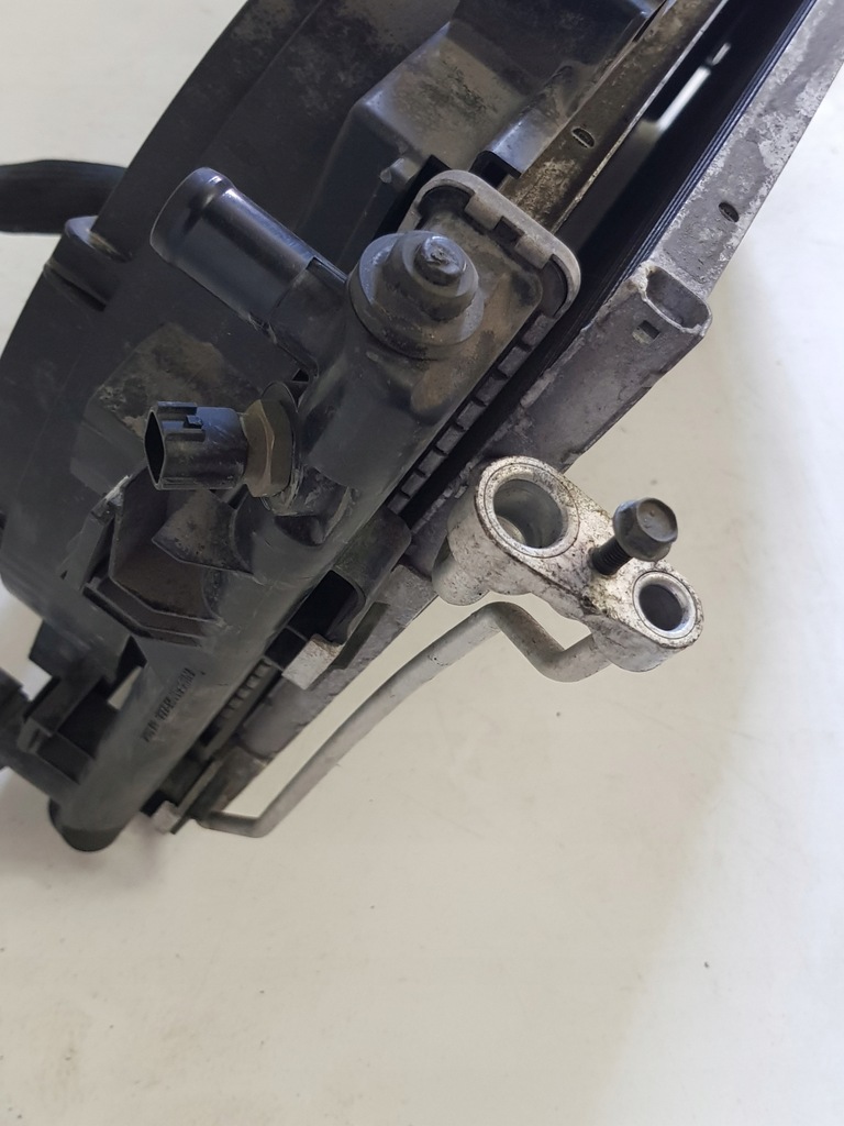 фото №4, Nissan leaf i 1 радиатор комплект вентилятор