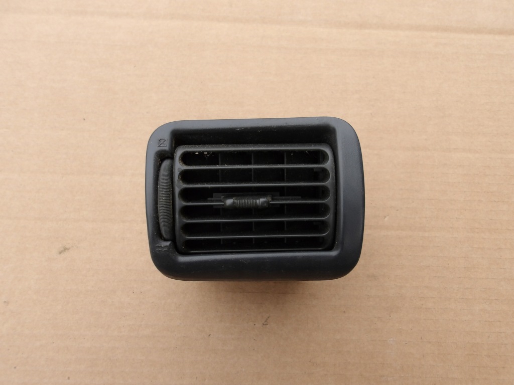 Купити Решітка обдув chevrolet venture 10262843