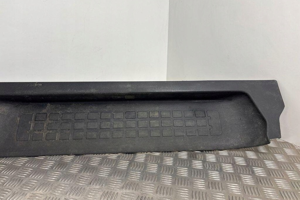 фото №9, Задняя правая молдинг декоративная порог peugeot expert фургон 9808681377 1.6l