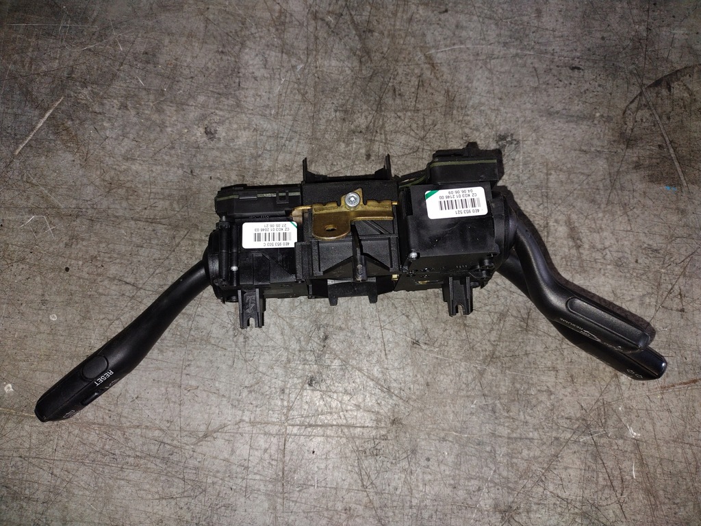 фото №8, Переключатель комбинированный 4f0953549a audi a6 c6