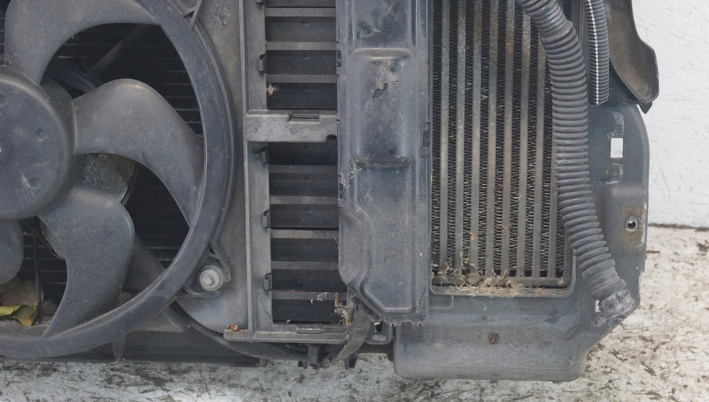 фото №7, Pas передній радіатор peugeot 407 1.6 hdi