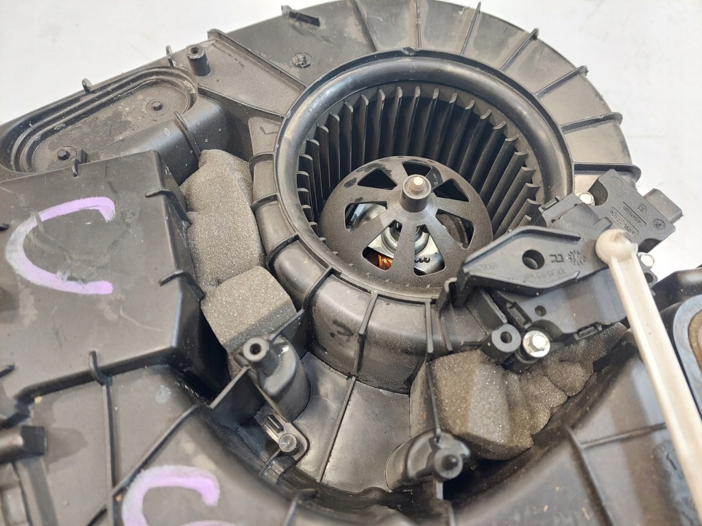 фото №5, Vw touareg отопитель вентилятор задняя 7p0820003c