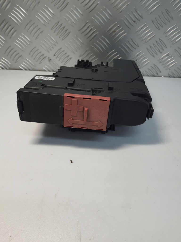 Купить Модуль аккумулятор клемма mercedes w204 2075400340