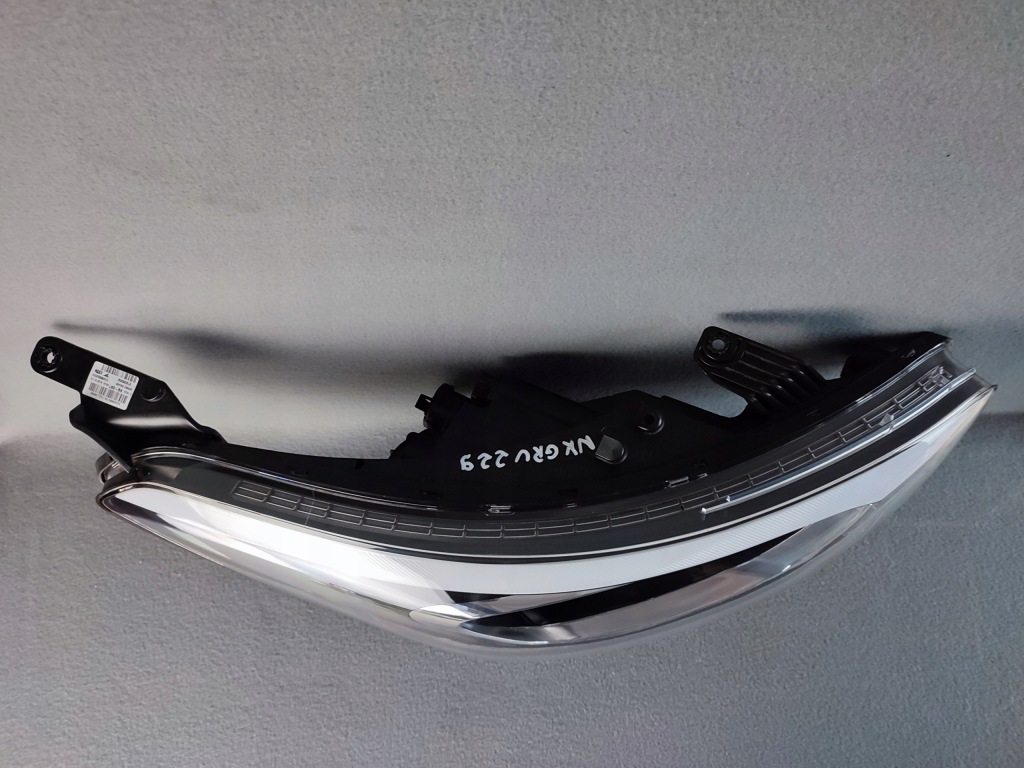 фото №3, Hyundai i20 ii лампа передня права перед 92102-c8000