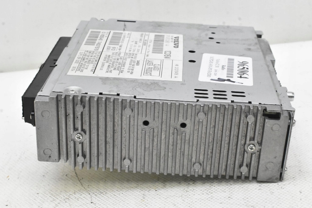 фото №3, Радіо радіопрогравач 30732851 cd volvo c30 1 i 06-09