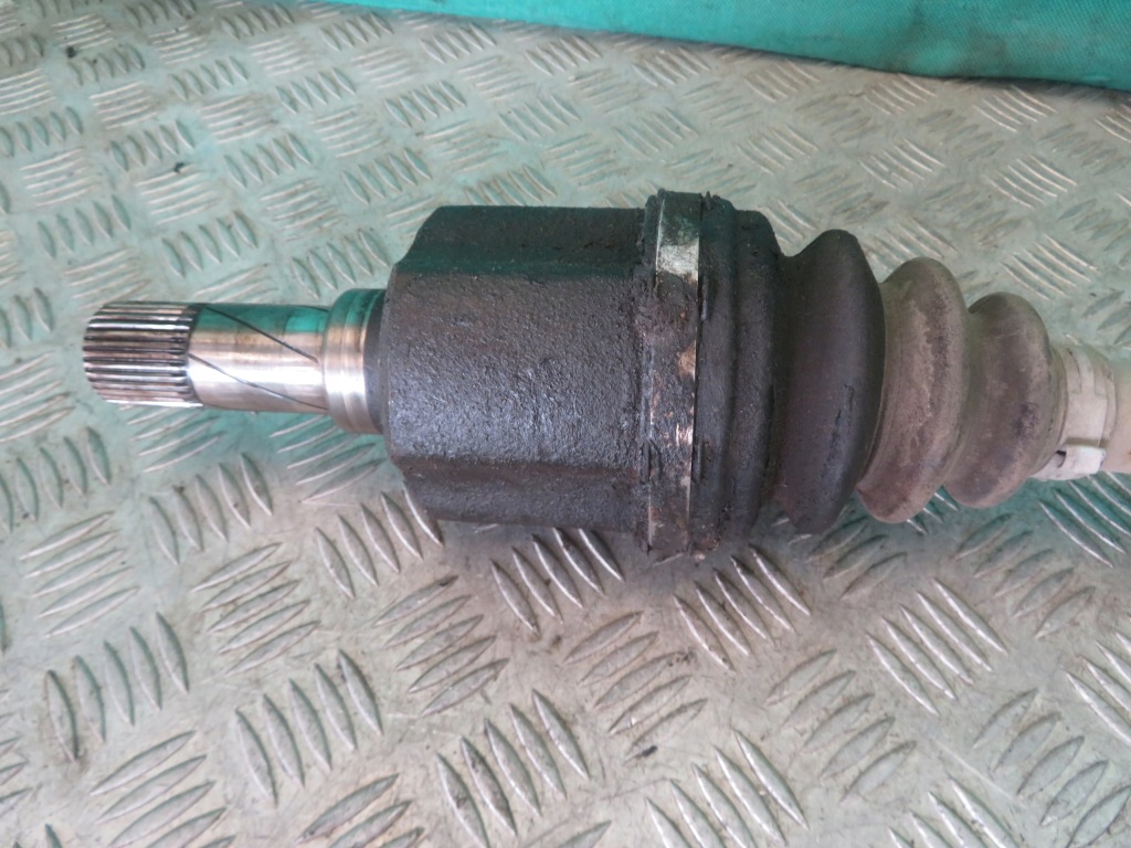 Привідний вал ліва boxer jumper ducato 11r 01380047080 Зі Шроту