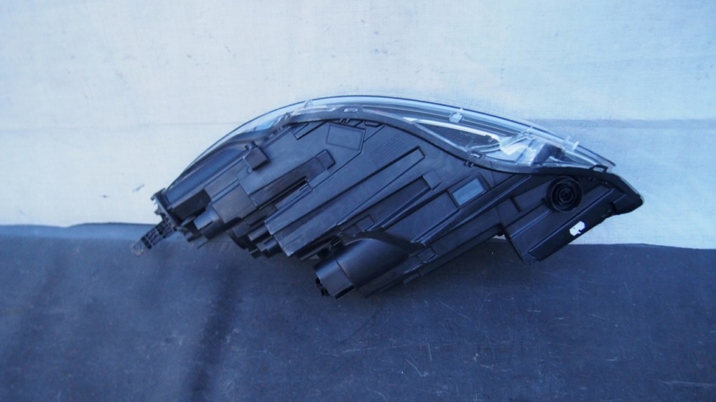 Фара ford kuga mk4 оригинальный номер 90187826 правый Оригинал