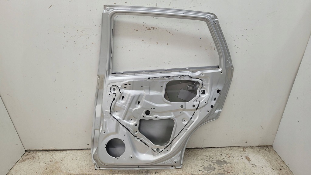 фото №7, Suzuki sx4 s-cross ii 2 21- дверь задняя задние правое fv