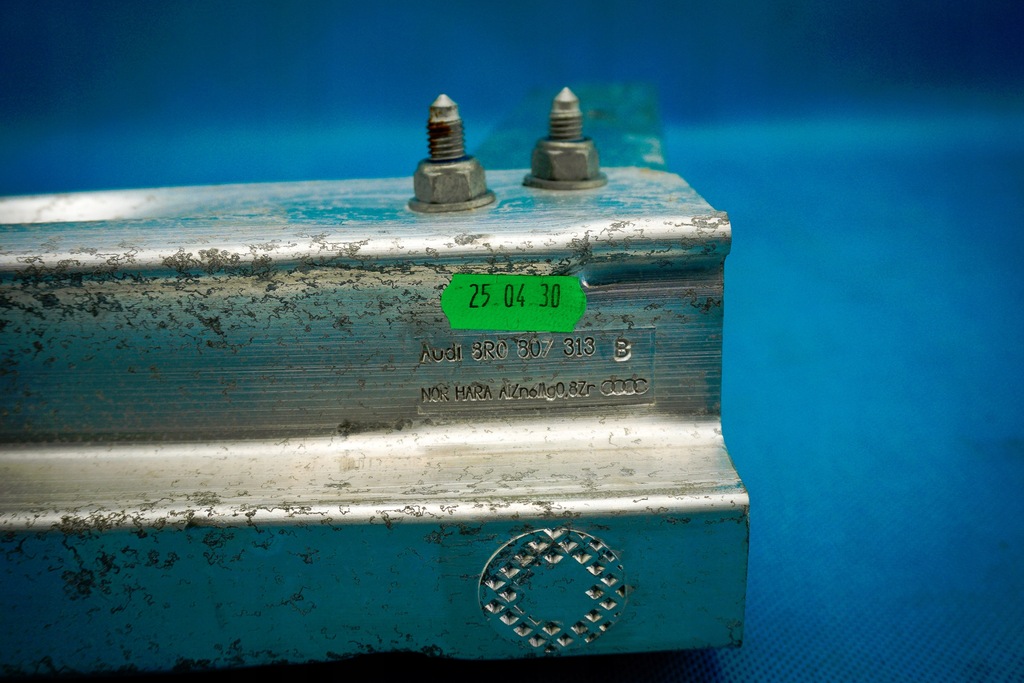 фото №8, Балка бампера задняя audi q5 8r 8r0807313b 8r0807331d 8r0807332d