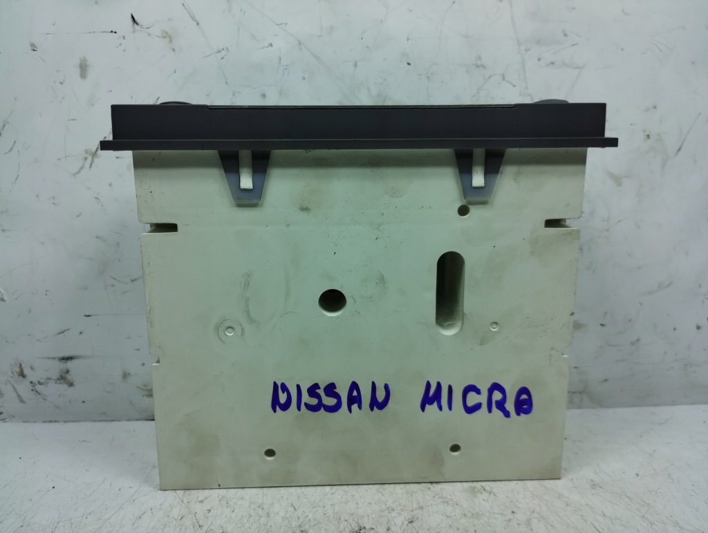 фото №4, Nissan micra дисплей