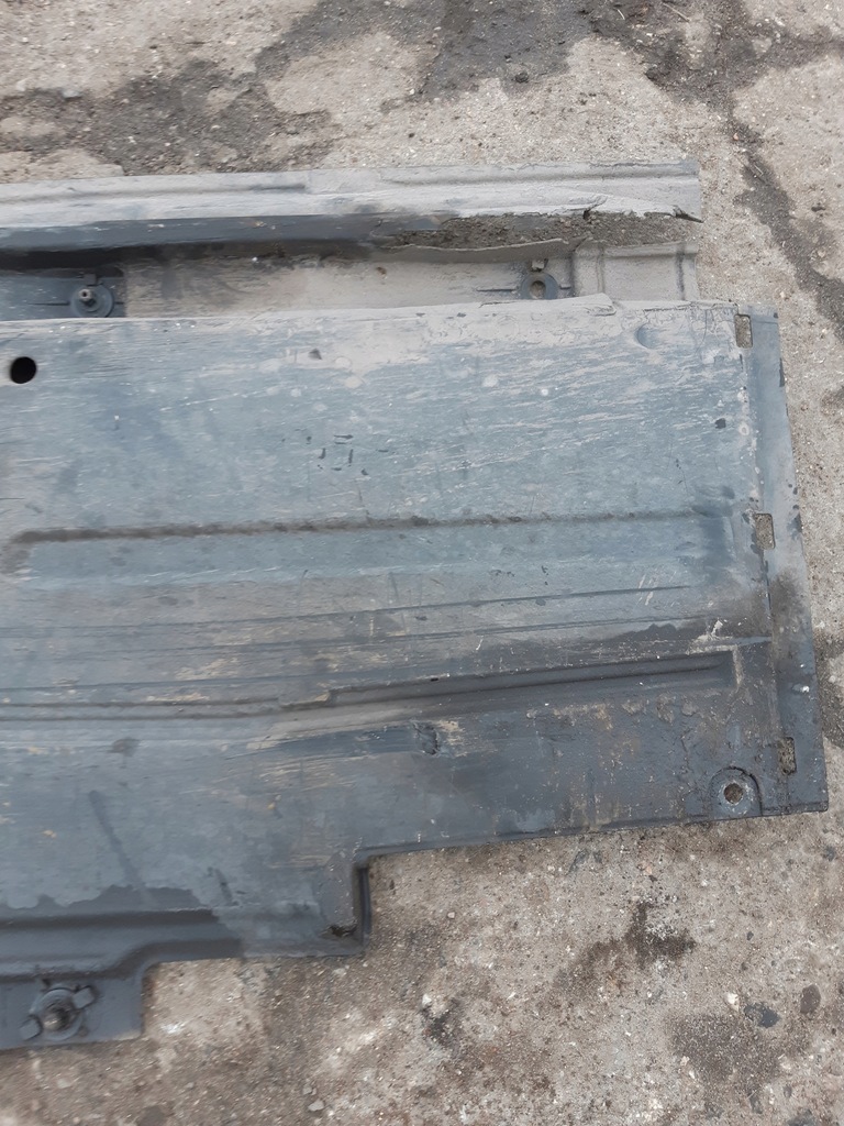 фото №9, Audi a5 8t 3d захист плита підлога підвіска права 8k0825208d