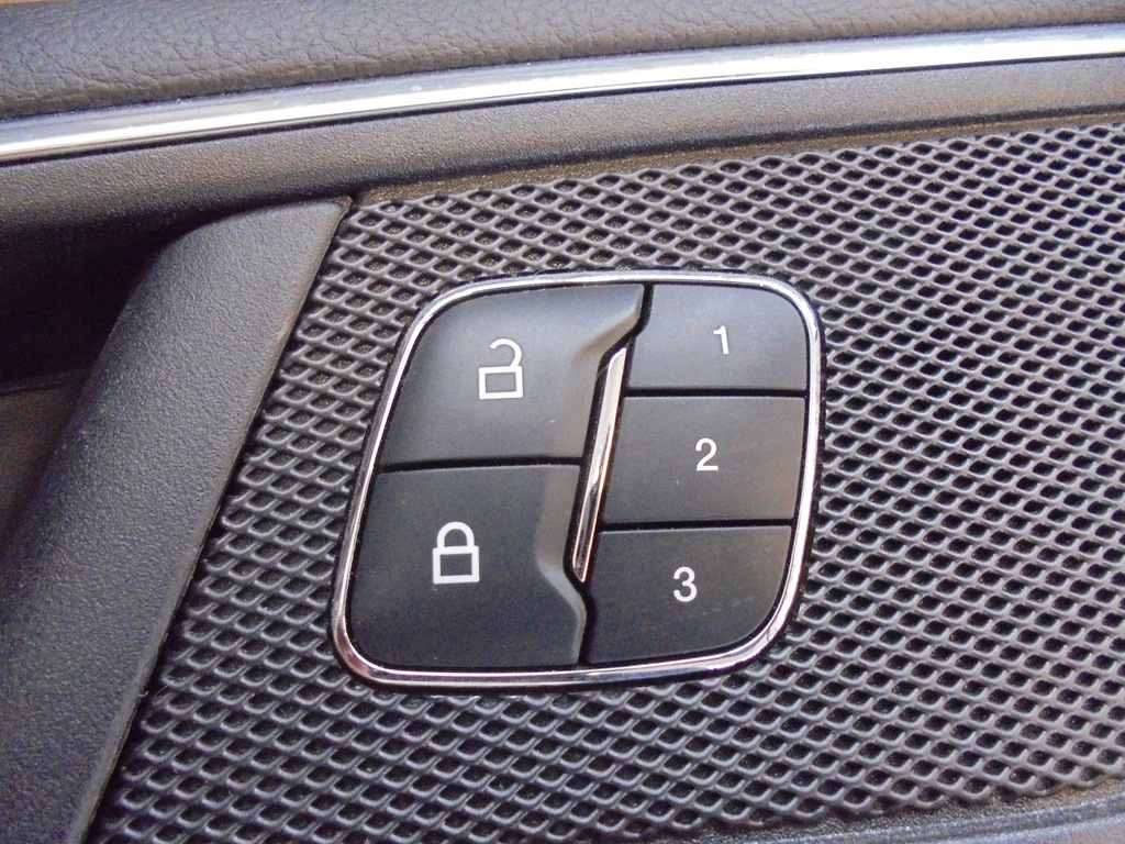 фото №12, Ford edge sport mk2 комплект сидений заднее сиденье обшивки кожа alcantara