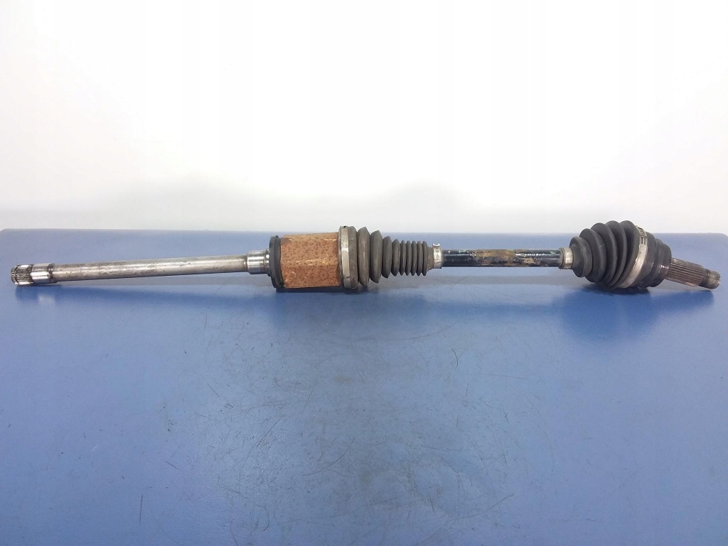 фото №1, Bmw x6 f16 35i n54 xdrive привідний вал права перед