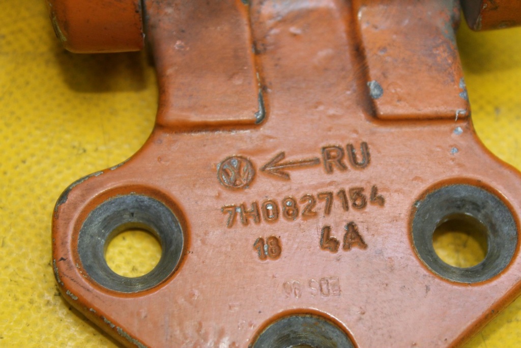 фото №6, Петля двері правий задня dół vw t5 7h0827154