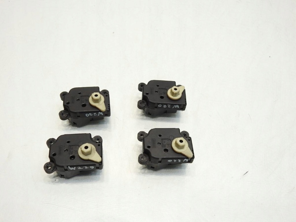 фото №6, Моторчик обігрівача mercedes w220 4.0 cdi v8