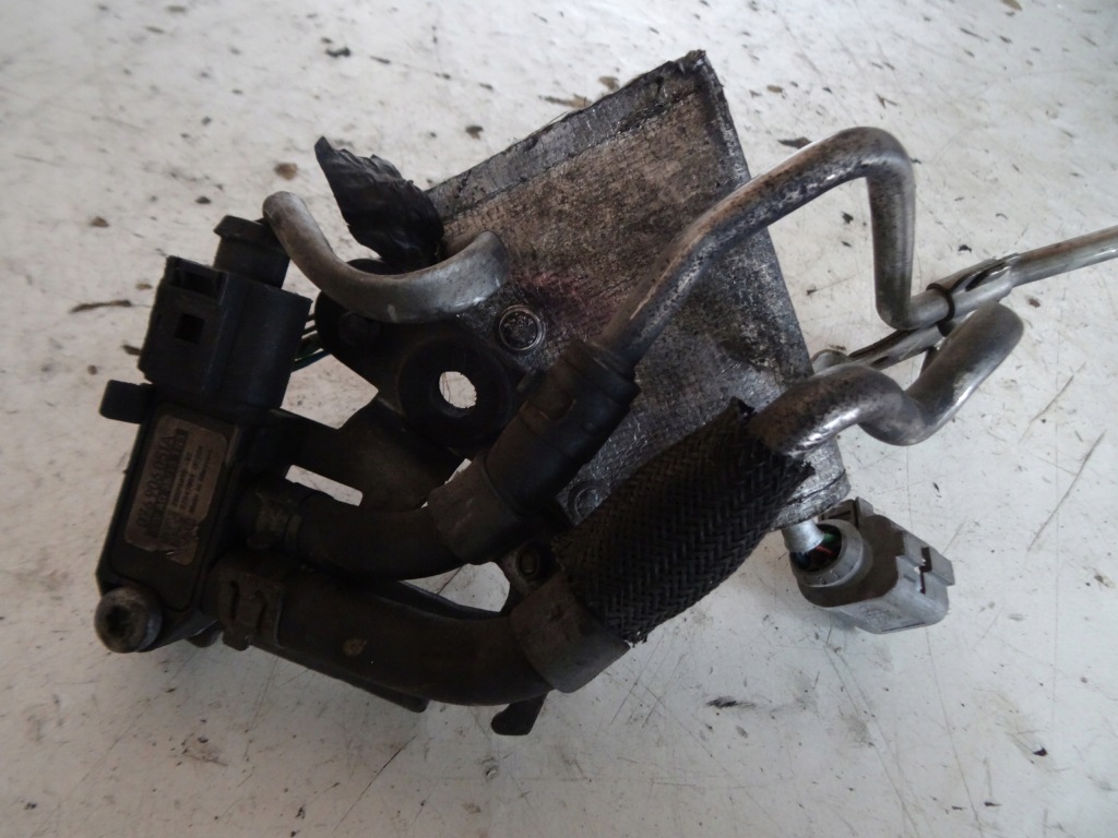 фото №1, Датчик тиску вихлопних газів 076906051a volkswagen eos