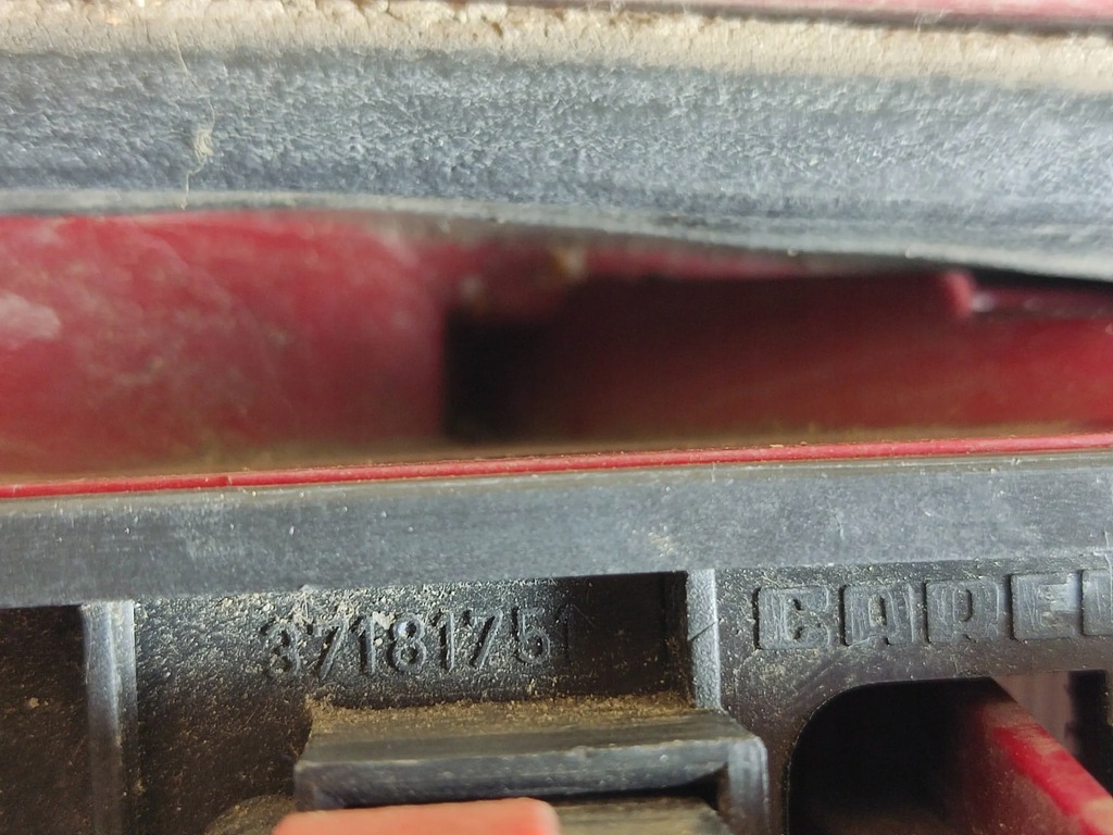 фото №9, Alfa romeo 145 - 146 1997 задня сторона права/ліхтар задня