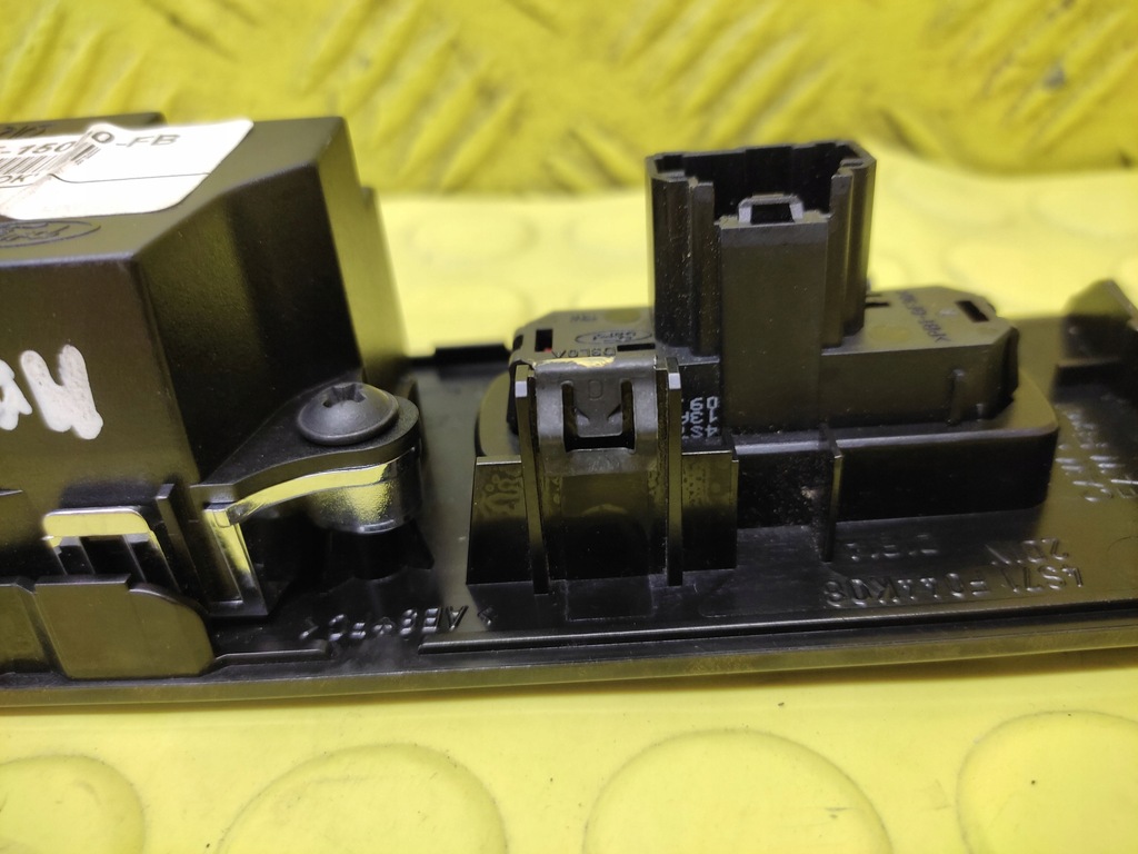 фото №6, Ford mondeo mk3 приборная панель 3s7t15000fb