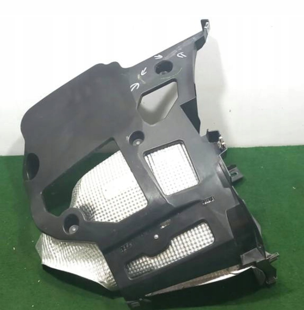 фото №1, Направляющая бампера защита тепловая правый задняя porsche panamera 971