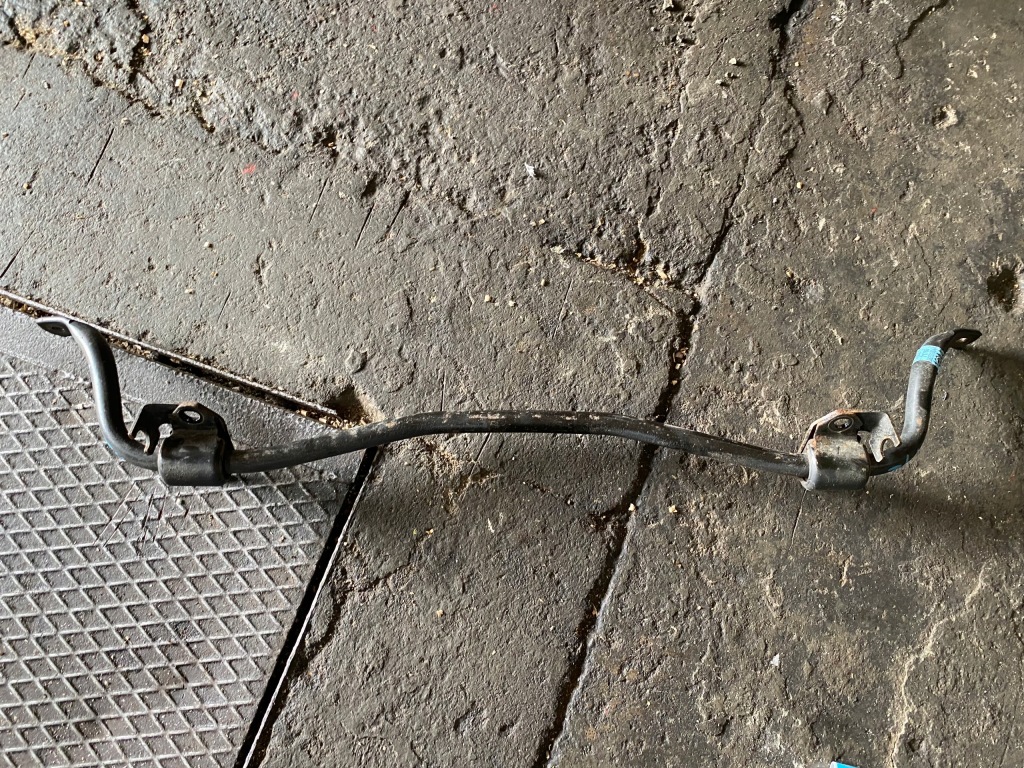 фото №1, Jeep grand cherokee wk2 lift 17- стабилизатор задняя