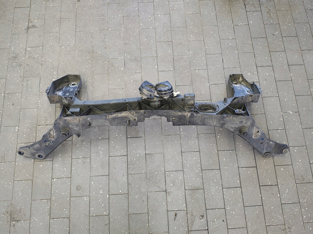 фото №1, Pas передний усилитель renault clio iii 8200290143k