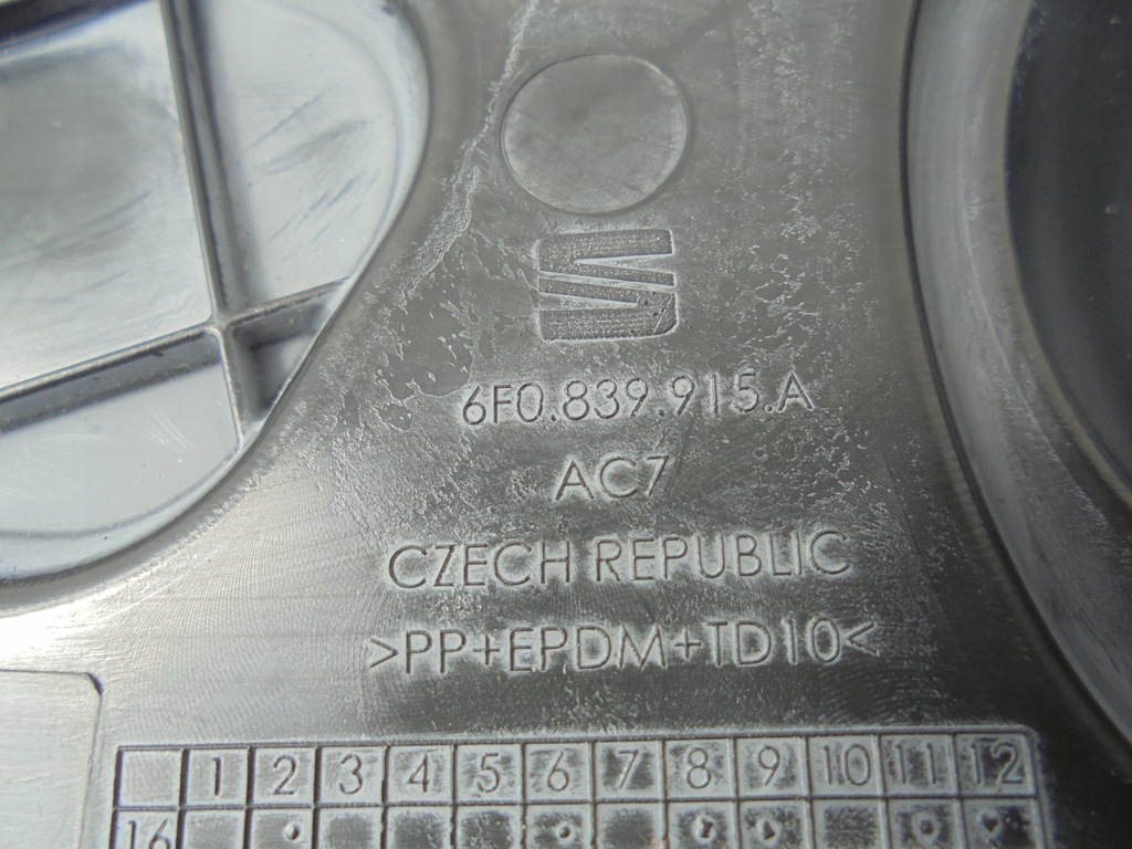 фото №5, Arona заглушка двері ліва задня 6f0839915a 2018-