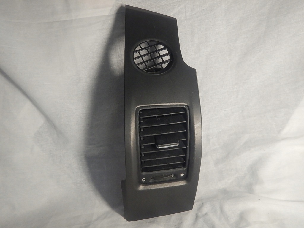 фото №1, Honda cr-v iii lift 10- права решітка обдув