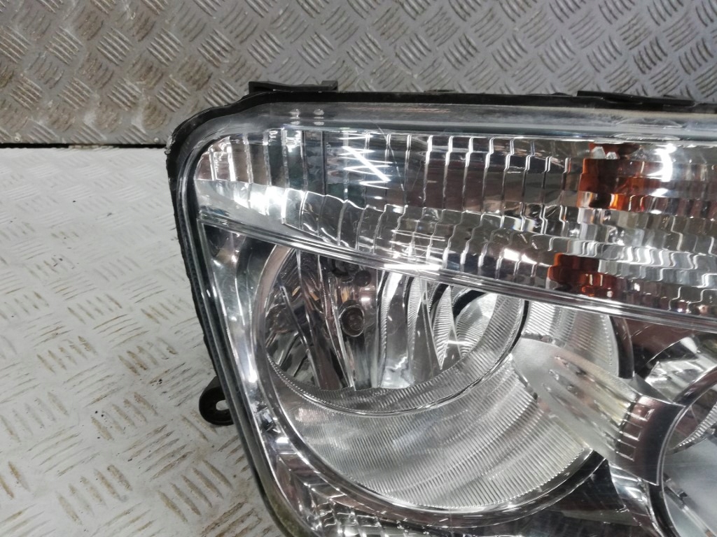 фото №8, Dacia duster i лампа передняя правая anglik