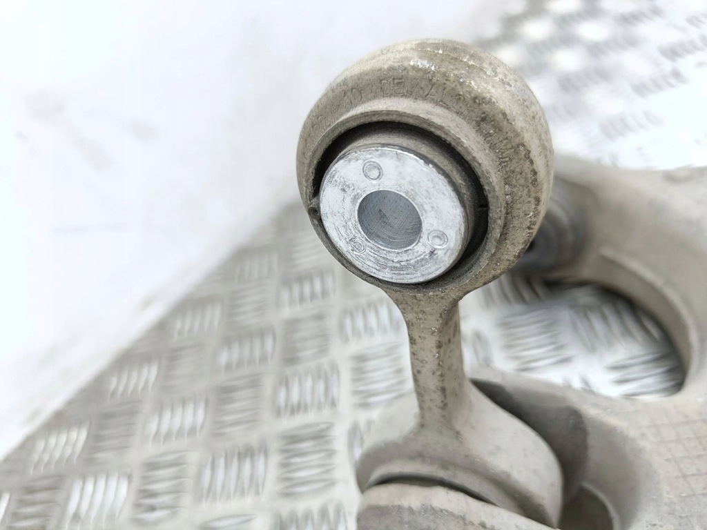 фото №9, Bmw 7 f01 f02 f03 f04 2013 верхний рычаг задний