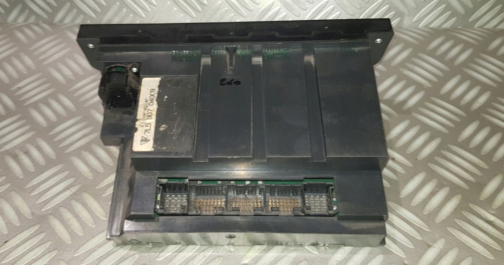 фото №6, Porsche cayenne 7l панель кондиціонера 7l5907040cb