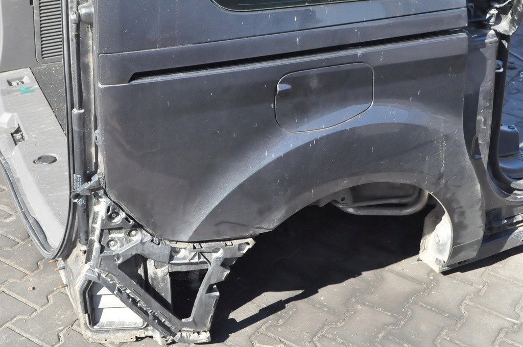 фото №3, Ford transit tourneo connect mk2 чверть крила правий задня long