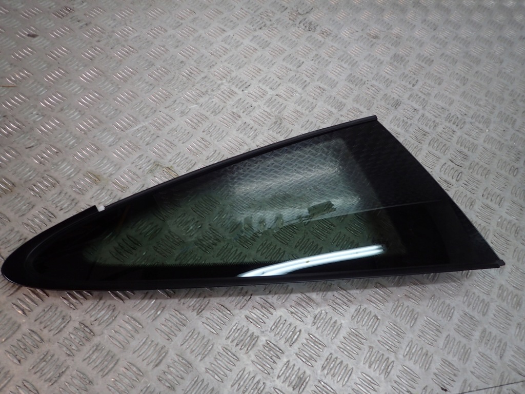 фото №1, Porsche 991 911 скло кузовна задня права r 17r