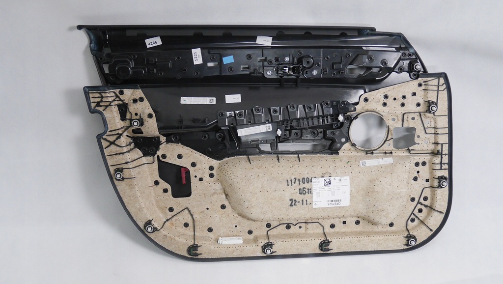 фото №5, Bmw 7 g11 g12 обшивка дверь правый перед кожа