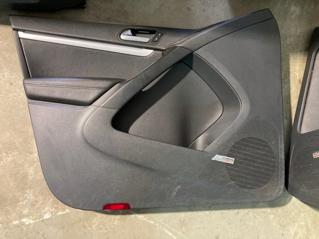 Сидіння підігрів перед заднє сидіння оббивка vw tiguan i 5n0 lift r line в Україні