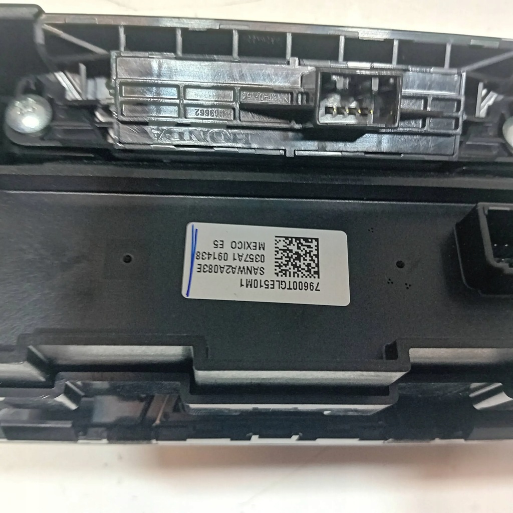 фото №7, Honda civic x 17- панель управление кондиционера