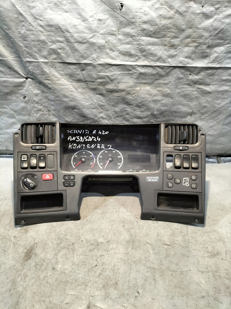 фото №1, Счетчик приборы scania r 2005r.