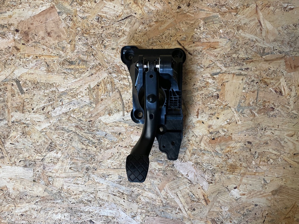 фото №1, Каркас педаль тормоза kpl. vw taigo 2g7 2q1721058p