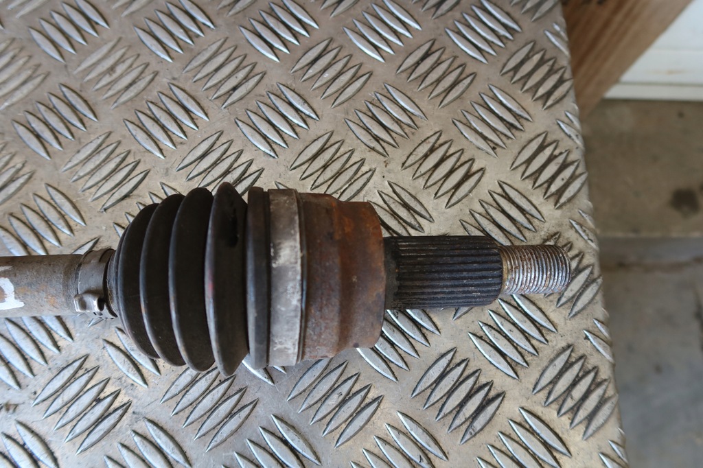 фото №5, Привідний вал задня range rover evoque bj324b402ab