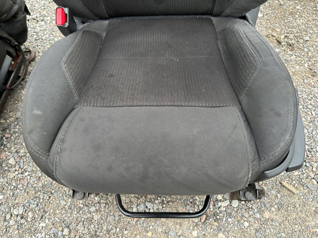 фото №10, Сиденья заднее сиденье спинка салон кожа обшивки ford mustang v cabrio 2010-2014