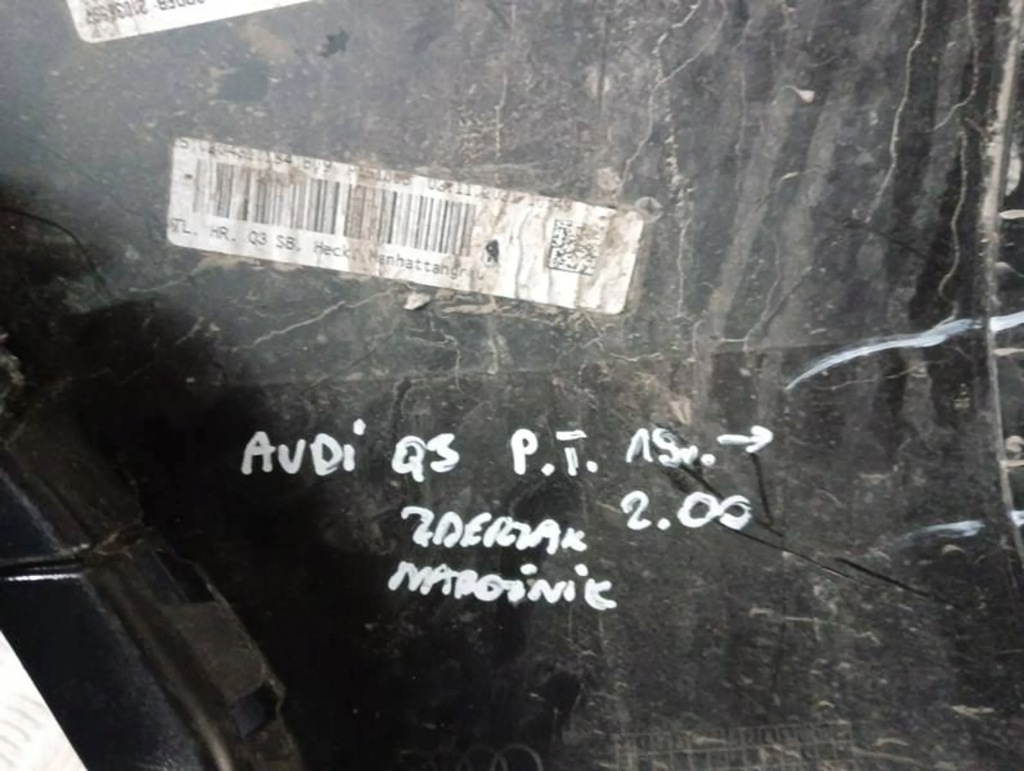 M9 audi q3 уголок бампера правый задняя 83f807852 с Разборки