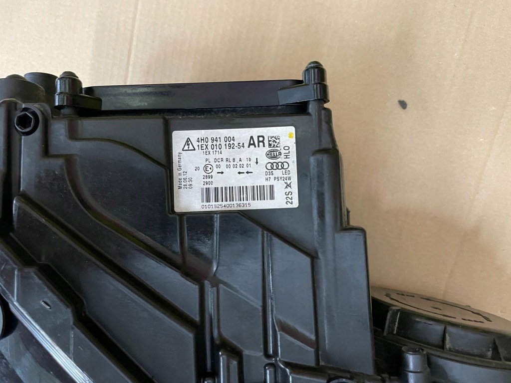 Audi a8 d4 фонари перед ксенон led левая правый  комплект 4h0941003ar 4h0941004ar в Украине