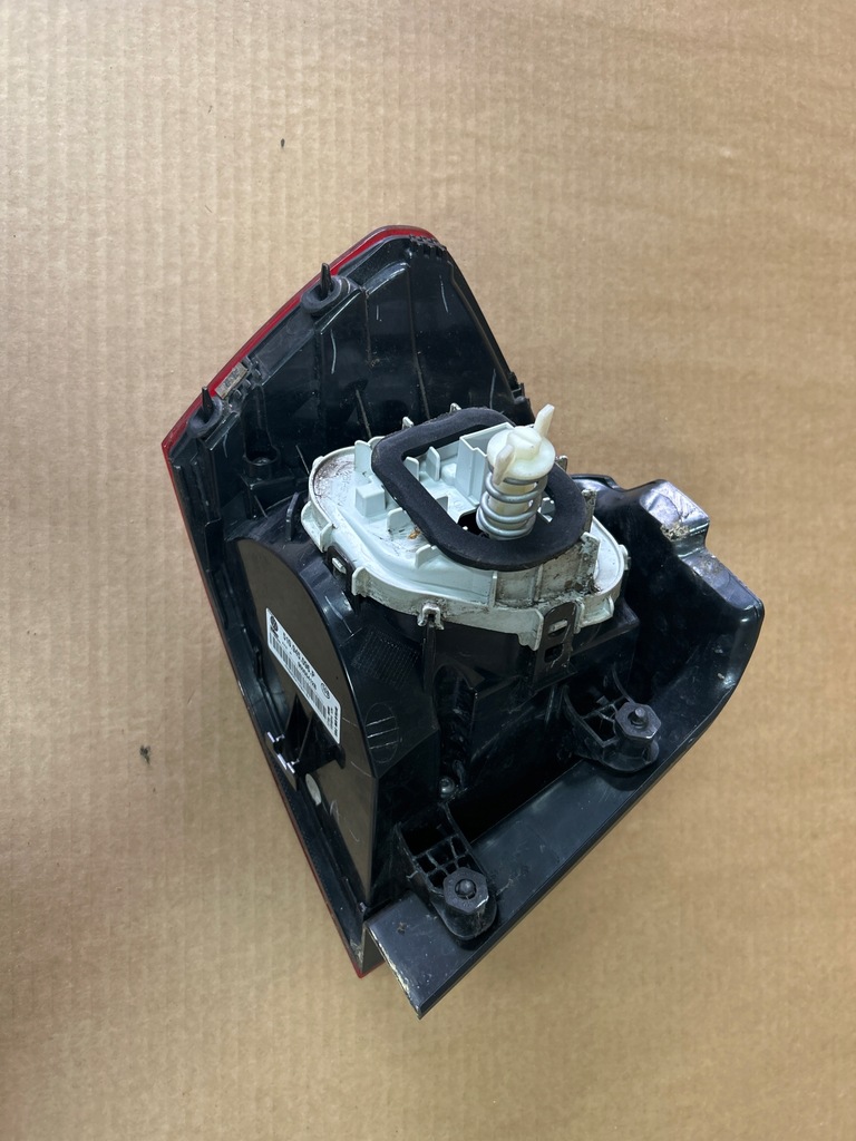 фото №9, Vw golf sportsvan 15r лампа задня 510945095r