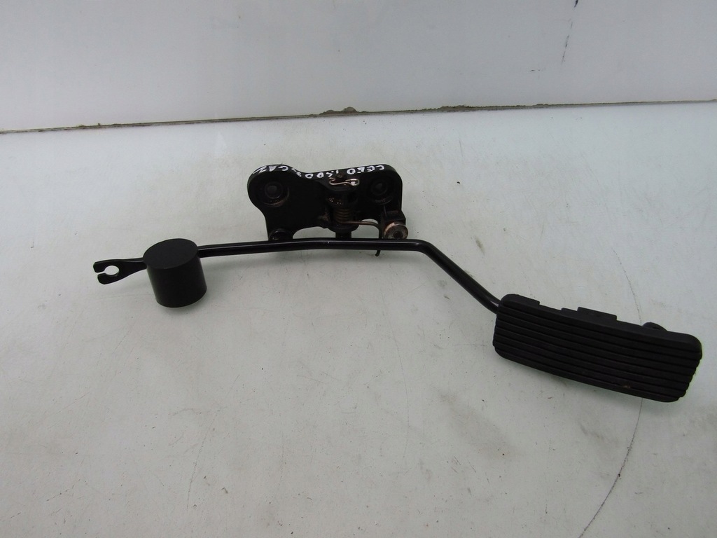 фото №1, Ceed i 1.4 09r потенціометр педаль газу 32700-2h100