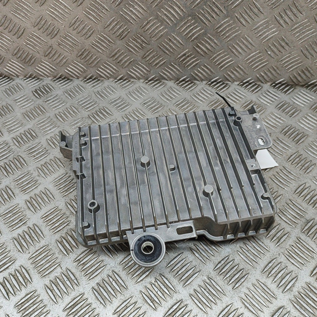 фото №2, Tesla model y 2022 блок управления / модуль комфорта