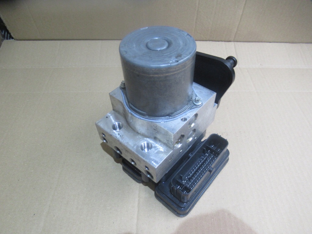 Купить Модуль насос abs mercedes w463/4 a4639008703